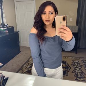 Meet your Posher, Ana